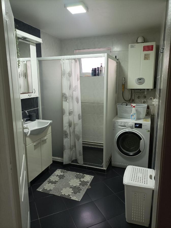 Ariana Apartman ครากูเยวัตส์ ภายนอก รูปภาพ